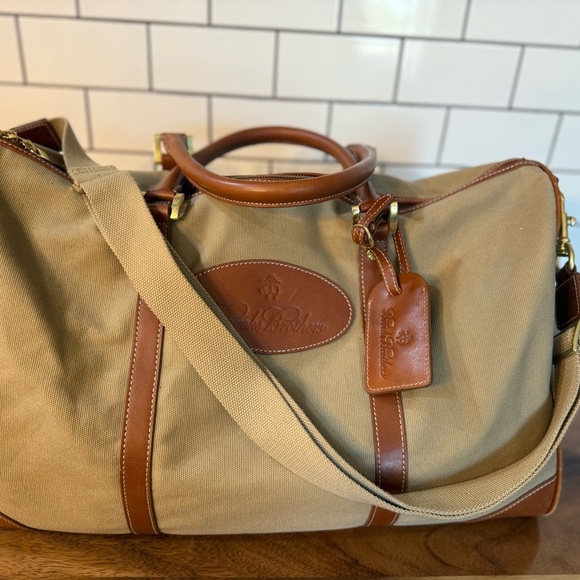 Brooks Brothers Travel Bag - Picture 5 of 8
